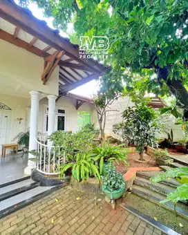 RUMAH 2LT SIAP HUNI LOKASI SANGAT STRATEGIS DI CILANDAK - JAKSEL (NS)