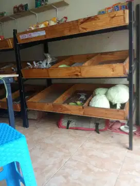 Rak warung sayur besi dan kayu jati belanda