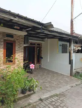Dijual Rumah di Cluster Mini Peninggilan Ciledug Tangerang Kota