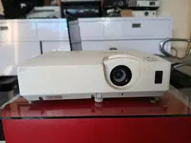 SECOND PROYEKTOR HITACHI CP EX302