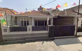 Rumah LELANG MURAH BANGET 1.5 lantai di jl. Sekelimus I