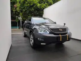 Toyota harrier awd 3.0 alcantara