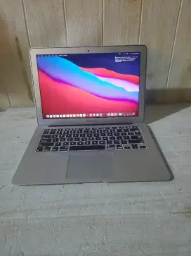 MacBook Air 2015| i5 4gb| 128gb| 13in