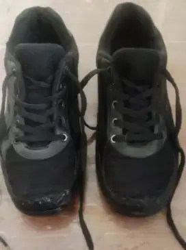 DIJUAL Sepatu Sekolah merek Bata, Sz 40, Insole 26 cm Rp 89rb