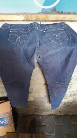 Celana jeans panjang cewek