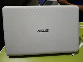 Laptop Asus E202s