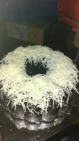 Bolu Ketan Item Keju Lumer