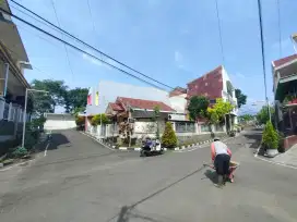 Strategis! Tlogomas Depan Gerbang Kampus Umm BCT