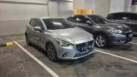Mazda 2 R 2016 AT