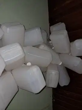 Jerigen 5 Liter sudah bersih