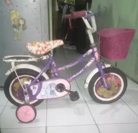 Sepeda anak ukuran ban 12