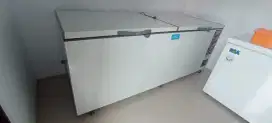 Freezer GEA 1000 liter dan 400 liter