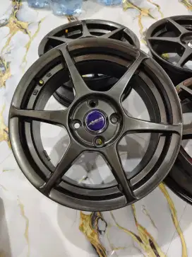 Velg P1 buddyclub r15