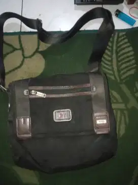 Slingbag tumi alpha bravo ori