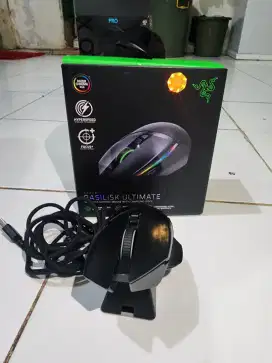 Dijual - Mouse Razer Basilisk Ultimate ( including dock)