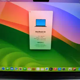 Macbook Air M3 Ibox Ram 16 Ssd 256
Layar 13 inch Full set Midnight
