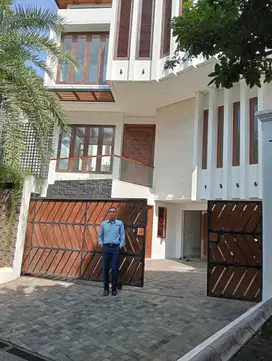 Di Jual Rumah Kencana Permai Pi