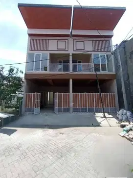 Rumah Baru 2 Lantai di Perum Griya Babatan Pilang Wiyung Surabaya
