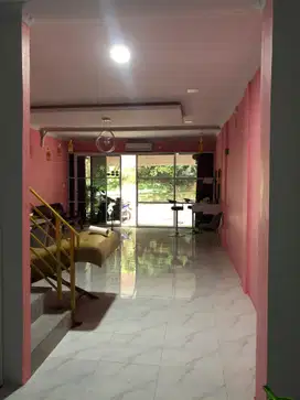 Dijual Town House Siriaon Indah Sekupang Batam.