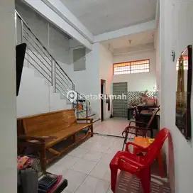 DISEWA RUKO JALAN HM YAMIN KOMPLEK SERDANG MAS DEKAT AKSARA