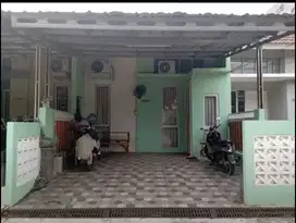 DIJUAL RUMAH DI CLUSTER MANHATTAN MUTIARA GADING CITY BEKASI