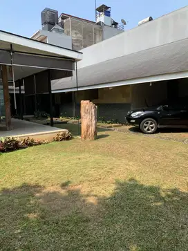 Tanah Strategis di Kawasan Premium Intercon Kebon Jeruk Hadap Timur