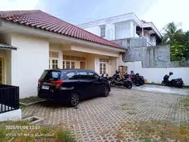 DISEWAKAN RUMAH KOMPLEK KAWASAN CIPETE  KEC. CILANDAK JAK-SEL