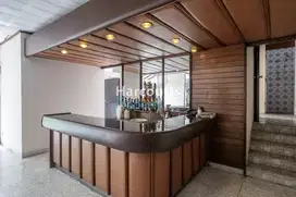 DISEWAKAN- Rumah Klasik Resik Apik di Kebayoran Baru, Jakarta Selatan