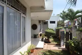 Rumah di Bintaro nyaman dan asri