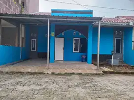 Dijual rumah Secondary masih gress banget