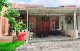 Jual Rumah Grand Deltasari Sidoarjo Waru Taman Dekat Surabaya