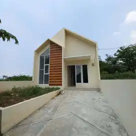 RUMAH 1 LANTAI KONSEP VILLA LOKASI DI WONOKOYO MALANG