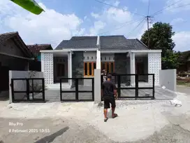 Rumah dekat LPMP Kalasan, Sleman Yogyakarta