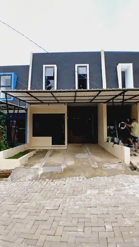Rumah 2 lantai Type Mezzanine di Perbatasan Citayam - Tajurhalang