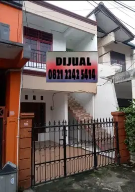 Dijual rumah 2 lantai Pondok kelapa Jakarta timur