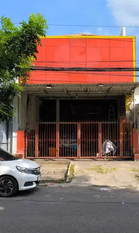 Ruko 2 Lantai Bagus SHM di Manukan Tama Nol Jalan Strategis