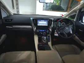 Toyota Alphard 2022 Bensin