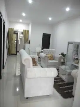 Dijual Rumah Minimalis Modern Strategis Di Buah Batu regency bandung