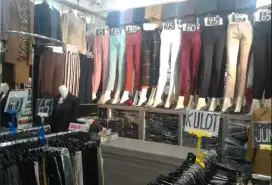 Lowongan kerja jaga toko pakaian wanita