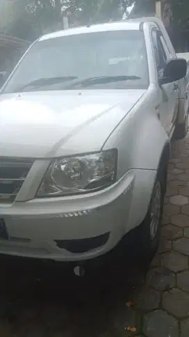 Tata Xenon 2018