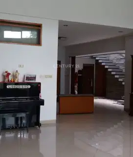 Rumah Nyaman 2 Lantai Siap Huni Di Bandung Wetan