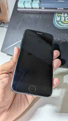 Jual iPhone SE 2020 gen2th 64GB. Ex inter