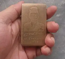 Logam Ir Soekarno