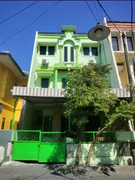 Jual Cepat Rumah Kos Aktif 3 Lantai Di Tenggilis, Surabaya Timur