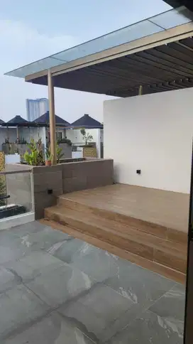 DIJUAL RUMAH 3 LANTAI PERUMAHAN PURI HERITAGE 11 TYPE 7