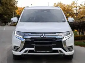 Mits.Outlander 2.4 PajaeV Ultimate HB ath.2019