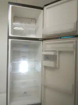 Dijual Kulkas AQUA 2pintu