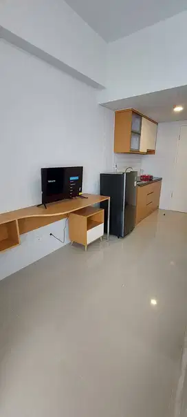 Apartemen Denver Studio Furnish Standard Unit Balkon High Floor