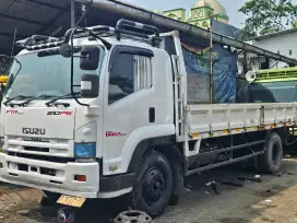 Isuzu giga FTR 210 ps tahun 2013 bak besi panjang bak 6.5 m