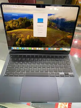 Macbook air m2 13 inch 8/256 bh 100 ex ibox